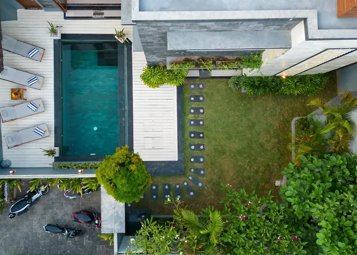 Vast 5bd With Garden And Private Pool 250m To *