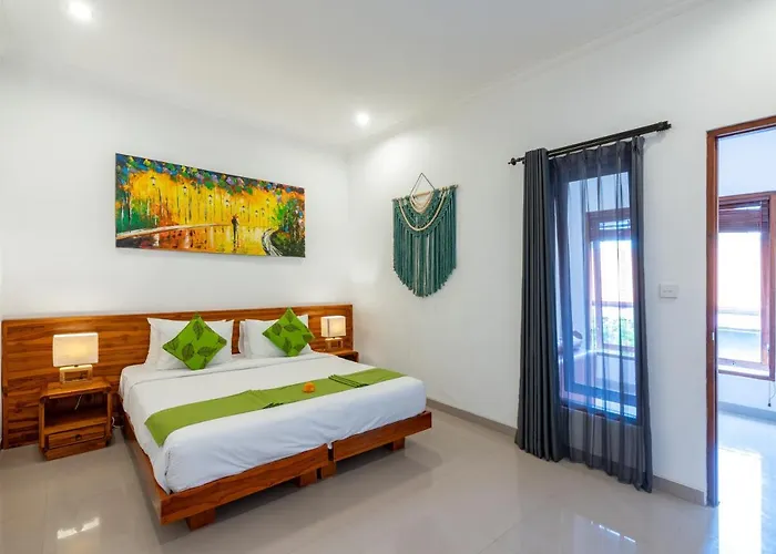 Vast 5bd With Garden And Private Pool 250m To *